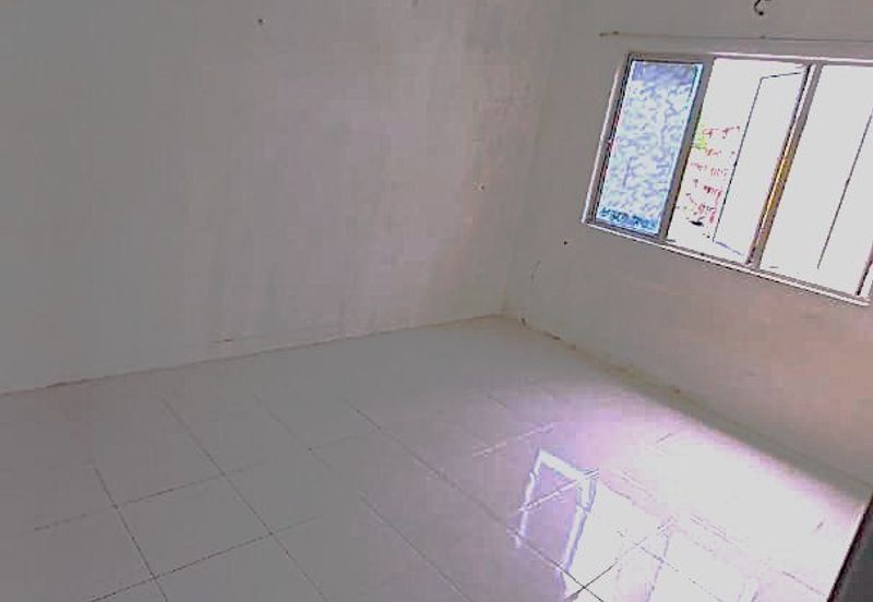 Angsana Apartment @ Taman Raintree