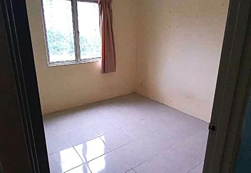 Angsana Apartment @ Taman Raintree