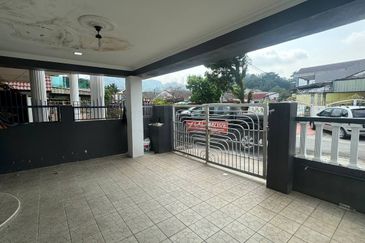 Taman Pinggiran Batu Caves