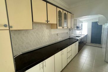 Taman Pinggiran Batu Caves