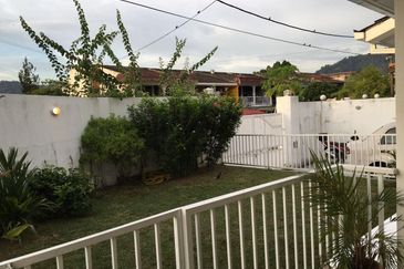 Jalan Persiaran Desa Ampang 2 