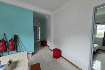 Klebang Besar, Melaka City | 3 Storey Budget Hotel - For Sale