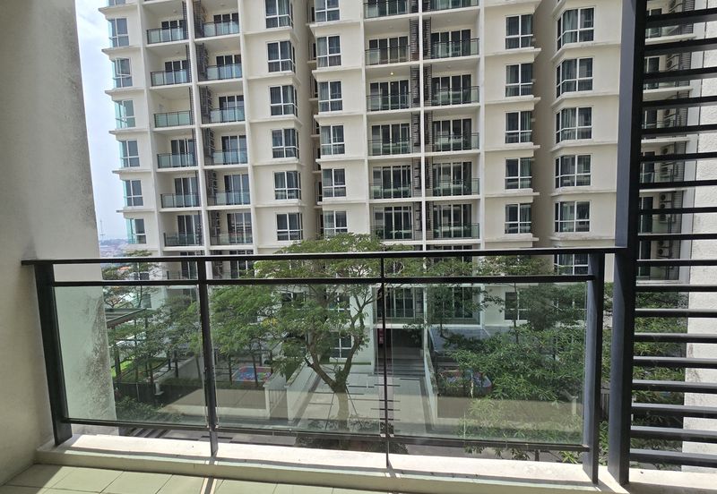 The Shore Hotel & Residences