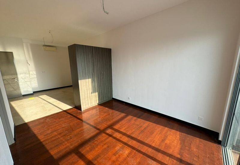 Silverscape Luxury Residences