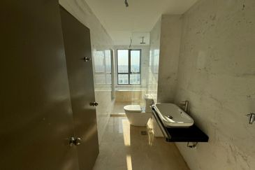 Silverscape Luxury Residences