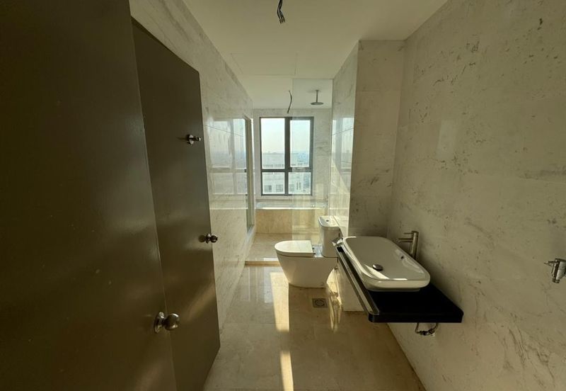 Silverscape Luxury Residences