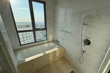 Silverscape Luxury Residences