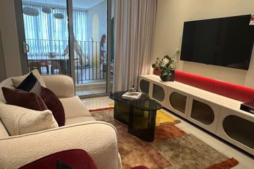 🌟 𝐂𝐀𝐌𝐄𝐑𝐎𝐍 𝐇𝐈𝐆𝐇𝐋𝐀𝐍𝐃 | 𝐂𝐄𝐍𝐓𝐑𝐔𝐌 𝐈𝐑𝐈𝐒 – 𝐓𝐇𝐄 𝐎𝐍𝐋𝐘 𝐒𝐄𝐑𝐕𝐈𝐂𝐄𝐃 𝐑𝐄𝐒𝐈𝐃𝐄𝐍𝐂𝐄