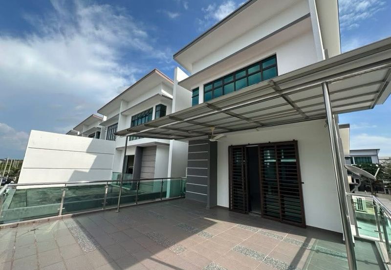 THE OZANA RESIDENCES