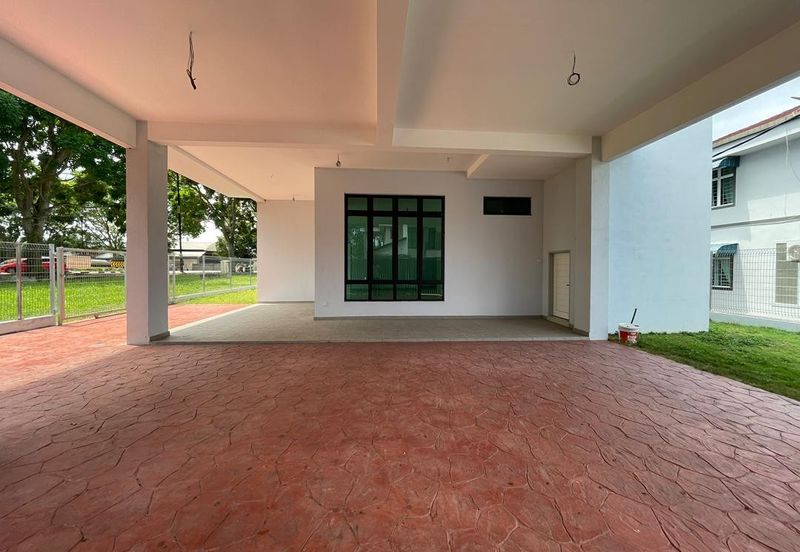 🏡 Taman Sutera Seksyen 2, Batu Berendam | Double Storey Corner Bungalow for Sale! ✈️