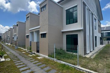 🏡 Taman Bertam Heights, Melaka | Double Storey Terrace Endlot for Sale 🏡