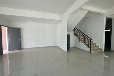 🏡 Taman Bertam Heights, Melaka | Double Storey Terrace Endlot for Sale 🏡