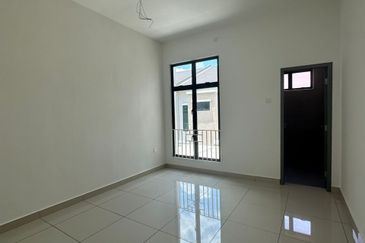 🏡 Taman Bertam Heights, Melaka | Double Storey Terrace Endlot for Sale 🏡