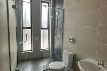 🏡 Taman Bertam Heights, Melaka | Double Storey Terrace Endlot for Sale 🏡