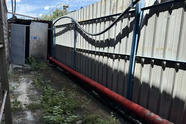 🚛 Alor Gajah Industrial Factory/Warehouse for Rent – 39,807 sqft Built-Up | 1000A Power | RM50K