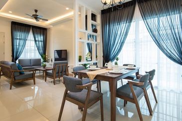Taman Anjung Gapam – 1.5 Storey Corner Bungalow | Showhouse Unit | Fully Furnished | 5R3B | RM800K (Nego)