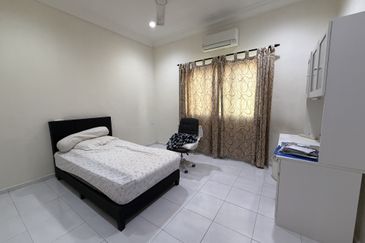 Taman Anggerik, Klebang Kecil – Single Storey Bungalow | Freehold | 6,446 sqft | 4R2B | RM1.08mil (Negotiable)