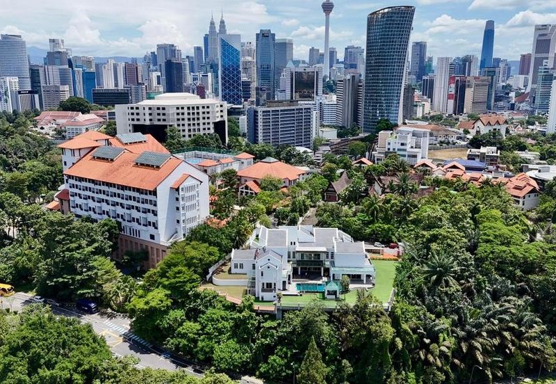 Freehold VIP Residential Bungalow with Private Pool – Perkarangan Tun Ismail, Kuala Lumpur