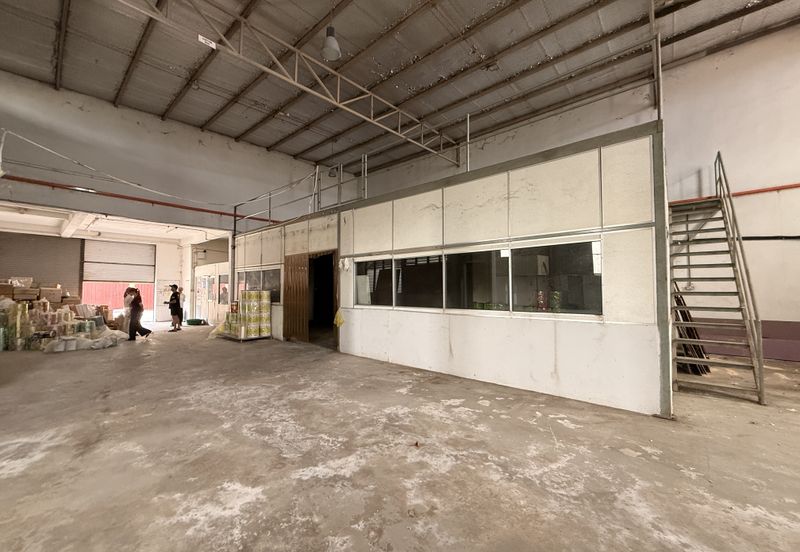 Kawasan Perindustrian Alor Gajah, Melaka – Factory / Warehouse For Rent