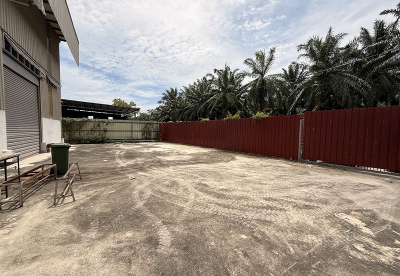 Kawasan Perindustrian Alor Gajah, Melaka – Factory / Warehouse For Rent