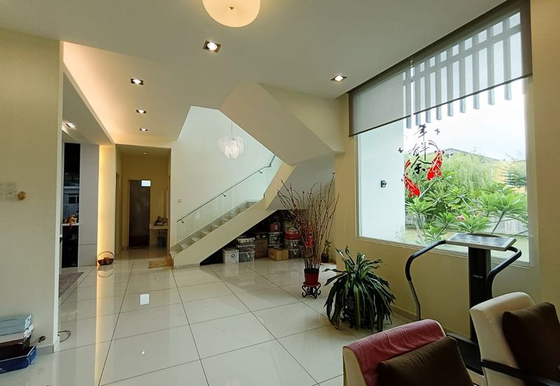 Taman Saujana Heights