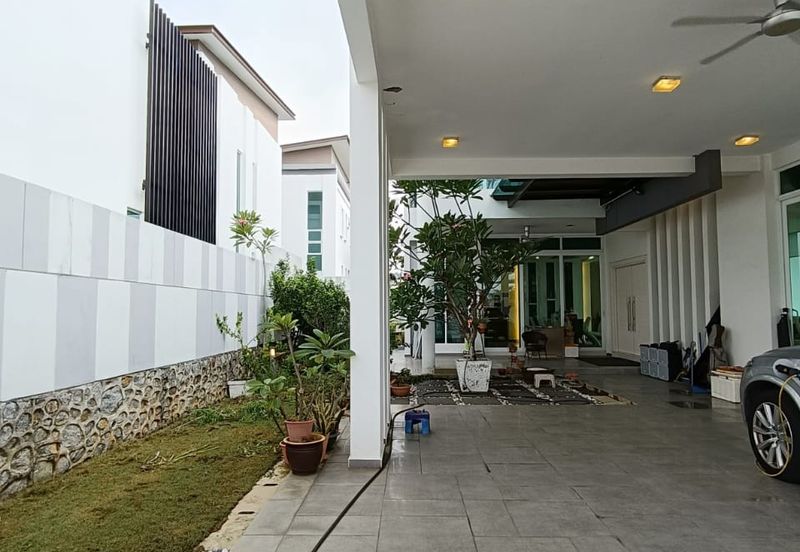 Taman Saujana Heights