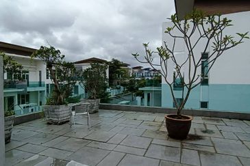 Taman Saujana Heights