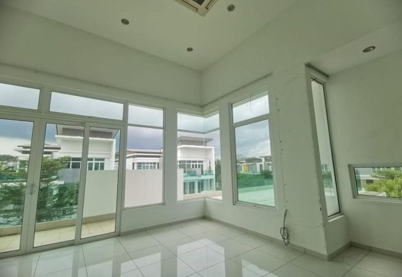 Taman Saujana Heights