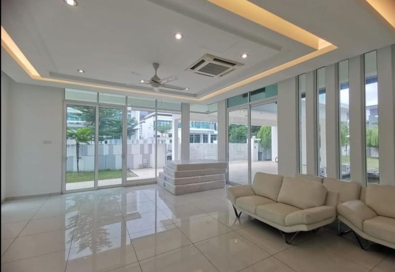 Taman Saujana Heights