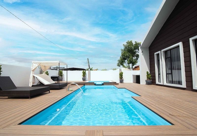 Ayer Keroh , Melaka - Bungalow Villa | FREEHOLD | Renovated | Fully Furnished | For Sale