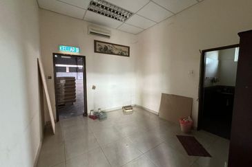 Kawasan Perindustrian Tasik Utama