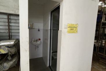 [For Rent] Factory / Warehouse 43,550 sqft @ Ayer Keroh Industrial Estate Melaka