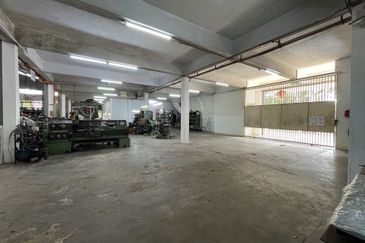[For Rent] Factory / Warehouse 43,550 sqft @ Ayer Keroh Industrial Estate Melaka