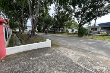 [For Rent] Factory / Warehouse 43,550 sqft @ Ayer Keroh Industrial Estate Melaka