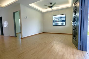 [Freehold - Below Bank Value] Double Storey Terrace , Bukit Beruang, Ayer Keroh Melaka