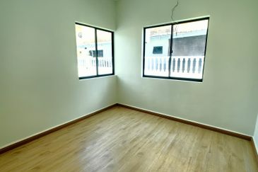 [Freehold - Below Bank Value] Double Storey Terrace , Bukit Beruang, Ayer Keroh Melaka