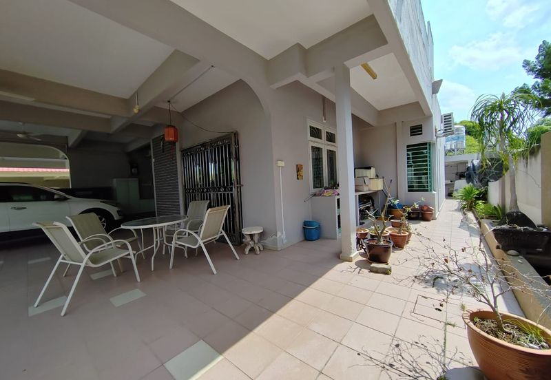 [Freehold] Double Storey Semi-D, Batu Berendam, Melaka