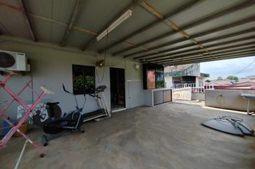 [Freehold] Double Storey Semi-D, Batu Berendam, Melaka