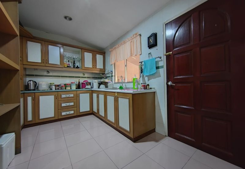 [Freehold] Double Storey Semi-D, Batu Berendam, Melaka