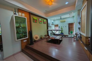 [Freehold] Double Storey Semi-D, Batu Berendam, Melaka