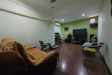 [Freehold] Double Storey Semi-D, Batu Berendam, Melaka