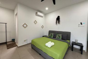 2.5 Storey Terrace House (Corner Lot), Ujong Pasir, Melaka Town Area