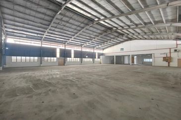 [FOR RENT] Factory/WareHouse 23,000 sqft , Alor Gajah 