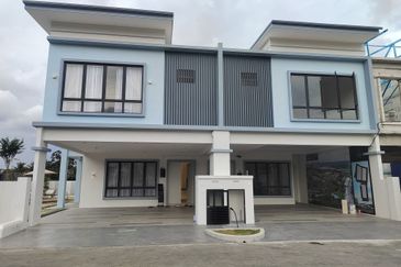 [New Project] Double Storey Zero Lot Villa , Gangsa Residence, Batu Berendam , Melaka