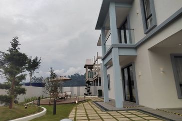 [New Project] Double Storey Zero Lot Villa , Gangsa Residence, Batu Berendam , Melaka