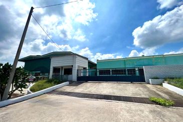 [For Rent] 4.9 Acre Factory / Warehouse , Alor Gajah Melaka
