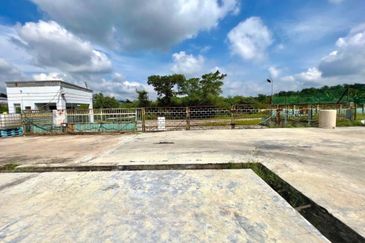 [For Rent] 4.9 Acre Factory / Warehouse , Alor Gajah Melaka