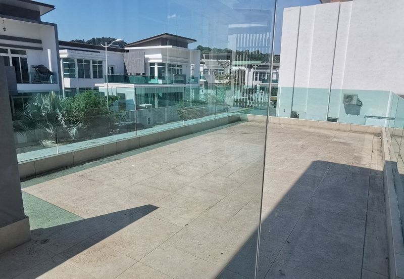 Taman Saujana Heights