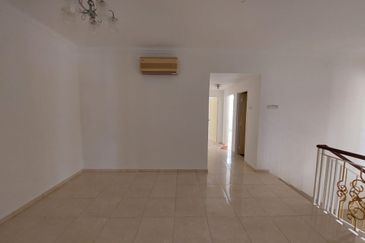 FREEHOLD Double Storey Terrace House (Corner Lot) , Taman Merbok , Bukit Katil , Ayer Keroh Melaka