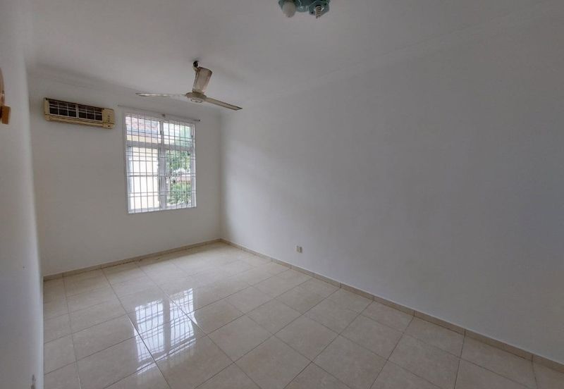 FREEHOLD Double Storey Terrace House (Corner Lot) , Taman Merbok , Bukit Katil , Ayer Keroh Melaka